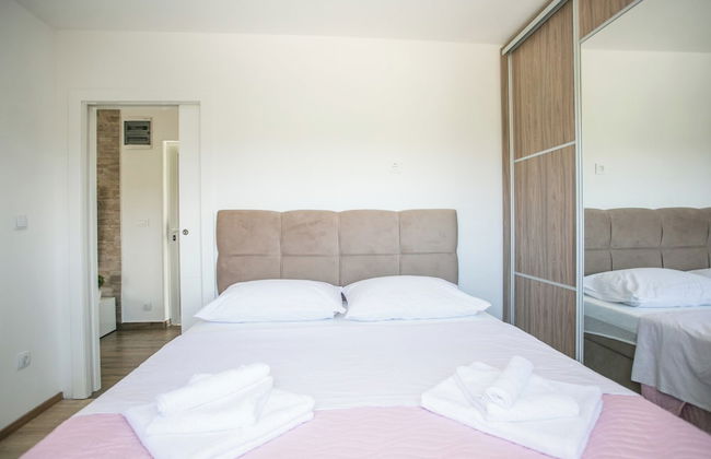 Modern House W.large Garden & Children Playground - Foto 4