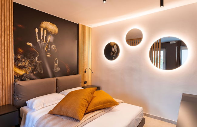 LA PERGOLA SUITES - Photo 29