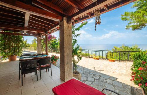 First in the sea with amazing view house - Photo 18