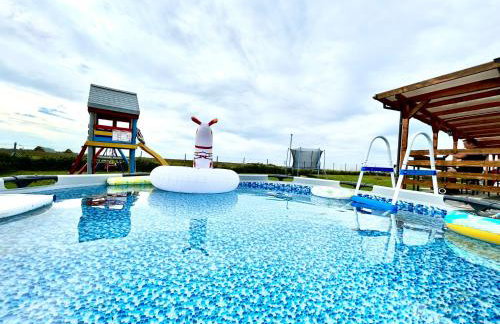 Osada Familia Śmiechów - Foto 27