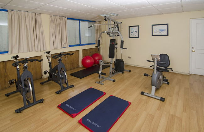 MR Mar Suites - Photo 44