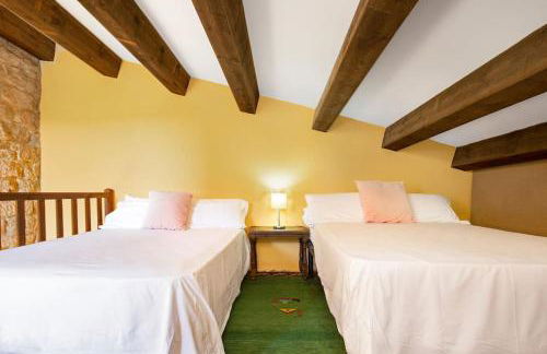 'La Petita' Cruilles Costa Brava Chic Welcoming Cottage Medieval Village - Foto 2