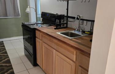 Midtown Guest House - Photo 11