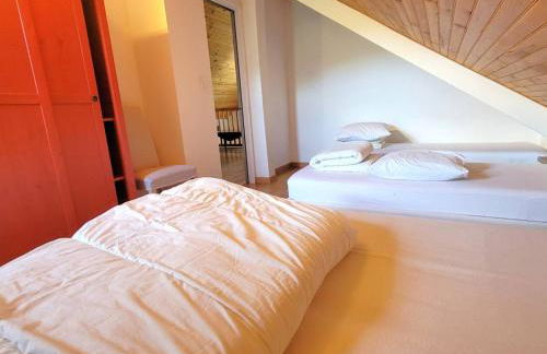 Maison calme avec jardin, 3 chambres, cheminée proche station de ski - FR-1-393-151 - Foto 14