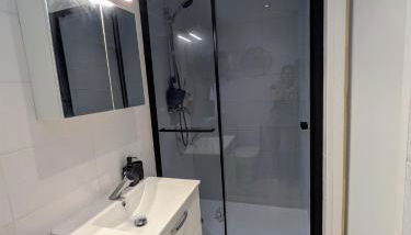 La Maison Des Caps AU BLANCNEZ - Foto 3, Shower