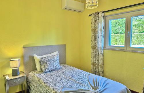 T3 Cozy Old House with XL garden - Foto 26