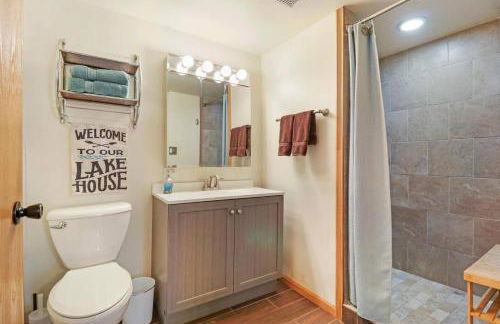 Gorgeous Nautical 2bed 2bath Lake House Chain O Lakes with Hot Tub - Foto 31