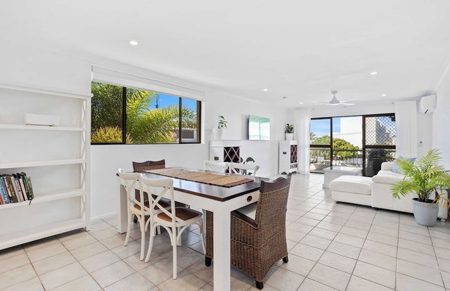 Little Palms by Burleigh Letting Co - Photo 29