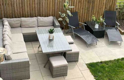 Modern 4 bedroom house in Weymouth Sunny Corner - Photo 5