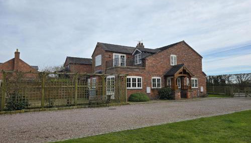 ROW House - Cheshire Countryside - Foto 1