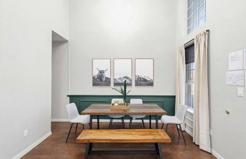 5-BD Vacation Retreat w Pool & Ping Pong - Foto 11