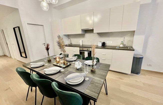 Luxury 2BR 2BA Near Fashion District by Oneluxstay - Foto 45