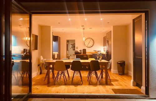 WESTREACH Filey - a 4 Bedroom, all en-suite sleep 8 Townhouse - Photo 4