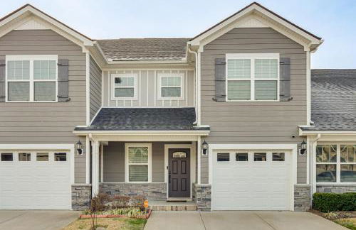 Quiet and Comfy Spring Hill Townhome with WFH Setup - Photo 1