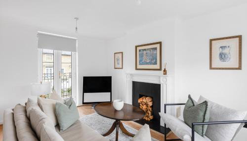 Luxurious 3 Bed House with Free Parking, Sky TV, Movies & Netflix - Foto 4