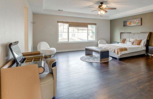 Yard, Home Gym, and Game Room Spacious Aurora Home - Foto 18