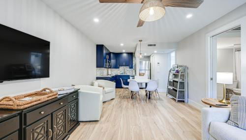 Sleek Coastal Abode 1 Block to Naples Beach! - Photo 4