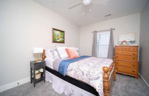 Main Floor Cozy 2 Bedroom Condo in Bettendorf - Photo 15