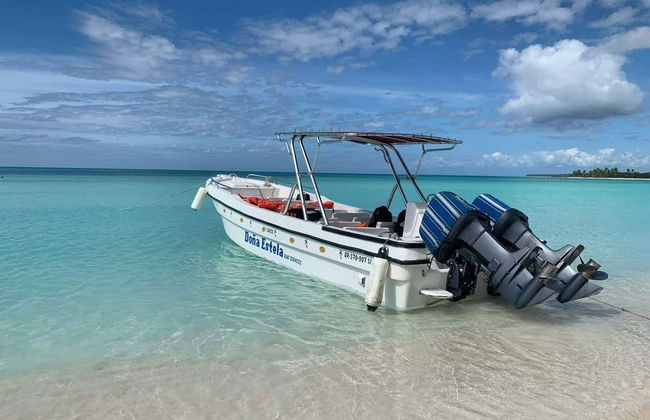 Excursion privée sur l'île Saona en bateau à moteur - Photo 1