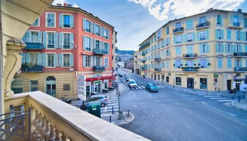 Port of Nice - Scooters Included - Photo 2