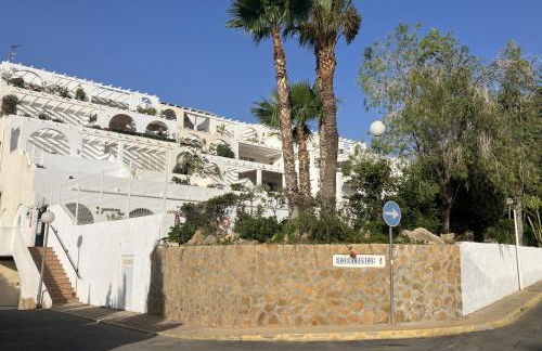 1st floor Penthouse sea and mountain view 5 min stroll to beach - Foto 10