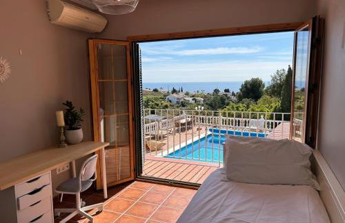 Villa Aroha - Huge Villa, Sea Views & 2 pools - Foto 73