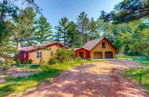 Two Sisters Lakeside - Photo 6