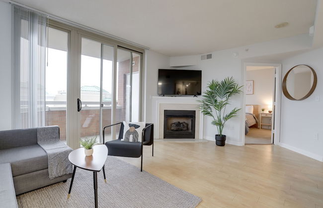 Spectacular Condo At Ballston With Gym - Photo 23