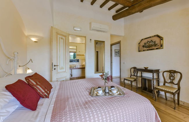 Villa Gaudia, Luxury Villa with pool, A-C - Foto 16