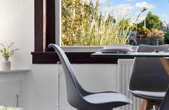 Free Parking - Central - Sleeps 6 - 3 Bedrooms - Foto 19