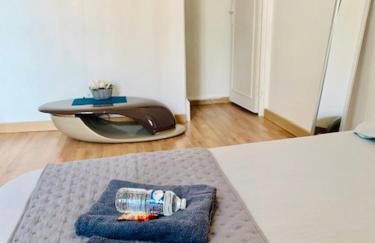 MAISON 2 CHAMBRES - LILLE - 4 PERS - 300m METRO - Foto 8