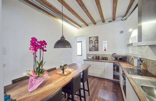 BarcelonaForRent Alessandra Central Ramblas - Foto 1