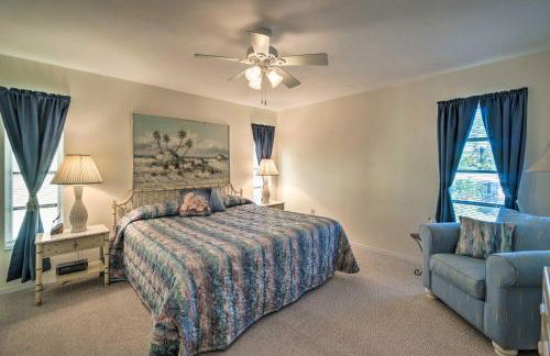 Canalfront Home with Private Dock - 5 Mi to Beaches! - Foto 7