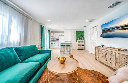 Palm Wave Says - No Extra Fees - Designer Inspired - Foto 12