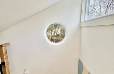 NEW cozy getaway near Mt Monadnock with hot tub - Foto 38