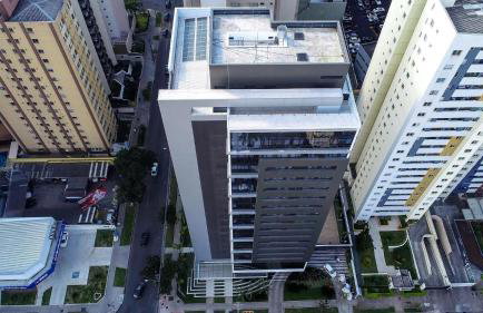 Apartamentos sofisticados no coração do Batel - Photo 2