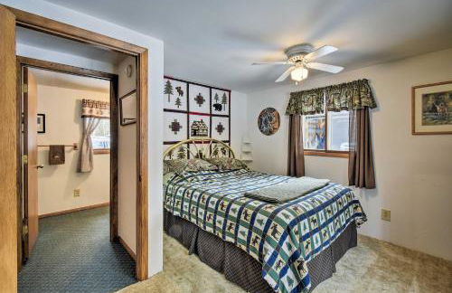 Cabin Near to Lakes, ATVing, Skiing and Natl Forest - Foto 13