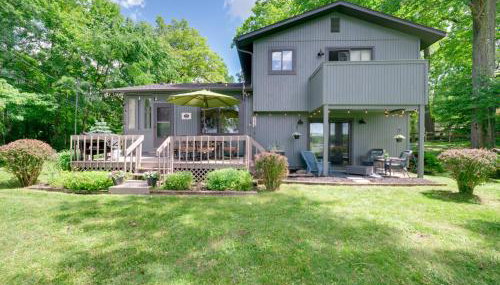 Lakefront Retreat with Views and Decks and Fire Pit - Foto 2, Other