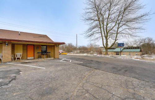 Ski, Explore, Bring Pets! Studio 5 Mi to Pine Knob - Foto 18