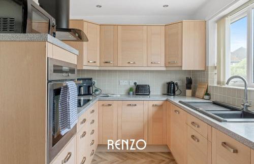 Vibrant 2-bed Home in Nottingham by Renzo, Free Driveway Parking, Sleeps 6! - Foto 9