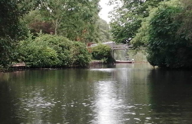 Group Home in Giethoorn With Waterside Terrace - Photo 49