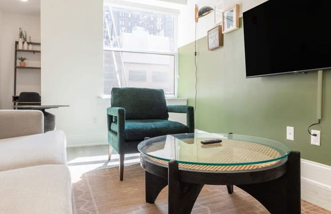 Sosuite 1BR Apt w W/d, Desk Alcove - Photo 10