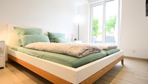 Modernes Ferienhäuschen am Zeulenrodaer Meer mit Terrasse, Klimaanlage, 1 SZ, max 3 Gäste - Foto 2