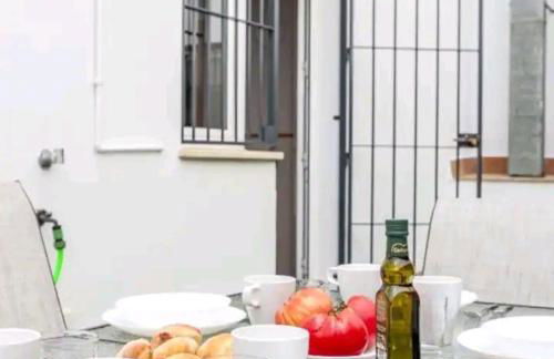 Apartamento con patio y piscina cerca de Sevilla - Photo 19