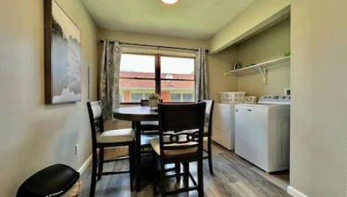 Remodeled 2 BDRM Ranch Attached Home Liberty, TWP - Foto 3