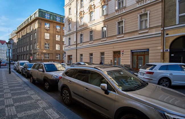 Presidential Apartment In The Old Town Square - Photo 33