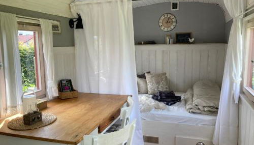 Bei uns im Allgäu - Gästewagen Hoimelig mit Solardusche - Foto 2