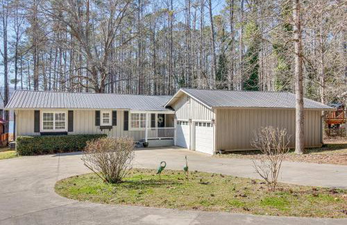 Anglers Dream Lake Guntersville Escape with Views! - Foto 4