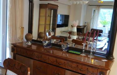 Stylish Luxury 3 Bd Penthouse in Drosia Center - Photo 10