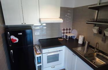 Roberta and Luca cozy apartment with garden, terrace and pool - Foto 6